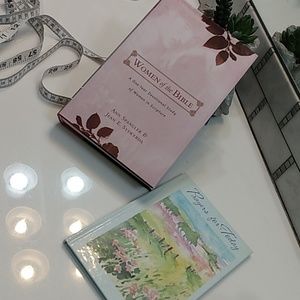 Women's Book Bundle Devotions and Prayers for the Christian Woman